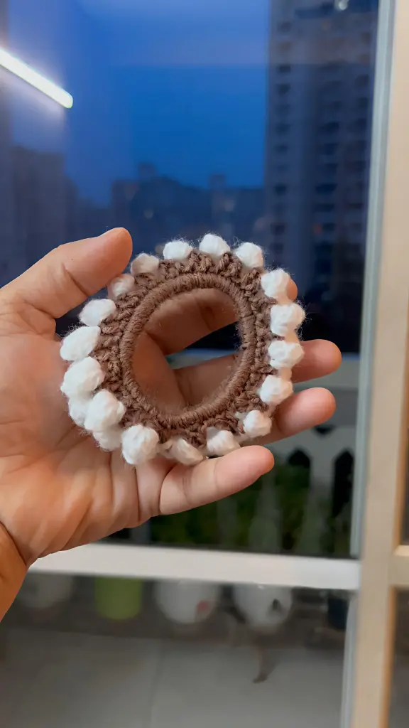 Crochet Kajra Scrunchie 